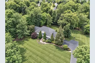 1 Maxwell Ct, Raritan Township, NJ 08822 - Photo 1