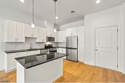 17 Hook Mt Rd #211, Montville Township, NJ 07058 - Photo 9