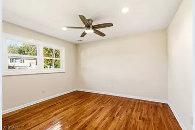 45 N Laurel Ave, Woodbridge Township, NJ 08830 - Photo 17
