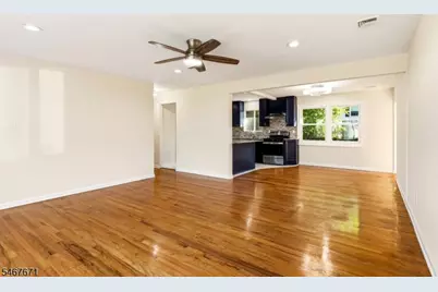 45 N Laurel Ave, Woodbridge Township, NJ 08830 - Photo 7