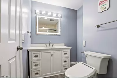 45 N Laurel Ave, Woodbridge Township, NJ 08830 - Photo 21