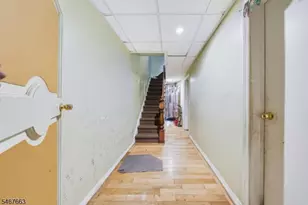 1635 Lincoln St, Jersey City, NJ 07307 - Photo 3