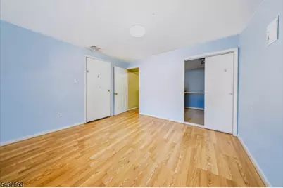 1635 Lincoln St, Jersey City, NJ 07307 - Photo 5