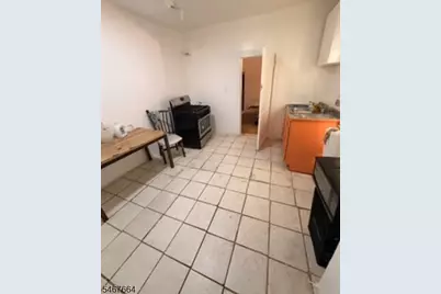 425 Catherine St, Elizabeth, NJ 07201 - Photo 11