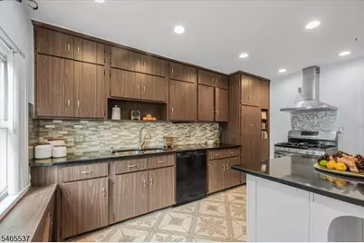 5 Smallwood Ave, Belleville, NJ 07109 - Photo 9