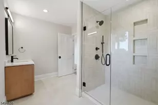 180 Round Top Rd, Bernardsville, NJ 07924 - Photo 15