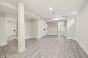 180 Round Top Rd, Bernardsville, NJ 07924 - Photo 33