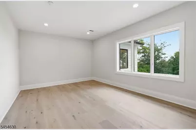 180 Roundtop Rd, Bernardsville, NJ 07924 - Photo 23