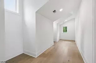 180 Round Top Rd, Bernardsville, NJ 07924 - Photo 21