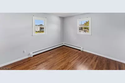 8 N 11th Ave, Manville, NJ 08835 - Photo 15