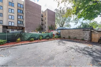 624 Lyons Ave, Irvington, NJ 07111 - Photo 21
