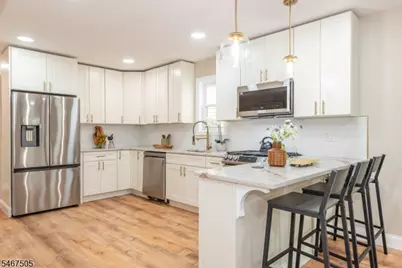 624 Lyons Ave, Irvington, NJ 07111 - Photo 9