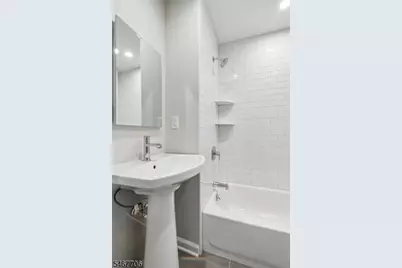 166 Maplewood Ave #7, Maplewood, NJ 07040 - Photo 11