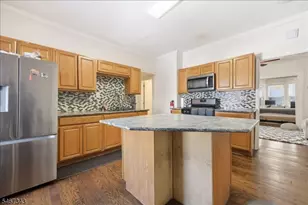 23 Cummings St, Irvington, NJ 07111 - Photo 3