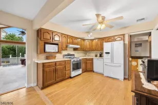 21 Ravine Ave, Nutley, NJ 07110 - Photo 9
