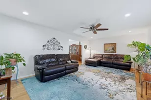 14 Whitaker Pl, West Caldwell, NJ 07006 - Photo 7