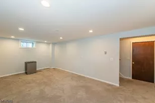 5 Sunrise Ln, Roxbury Township, NJ 07876 - Photo 23