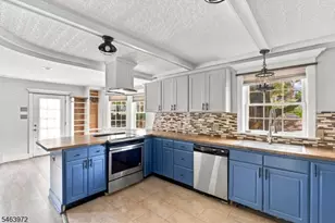 108 Hillside Terrace, Lebanon Township, NJ 07830 - Photo 5