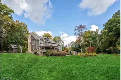 39 Red Mine Rd, Wanaque, NJ 07465 - Photo 3