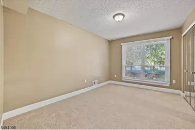 403 Reading Cir, Bridgewater, NJ 08807 - Photo 11