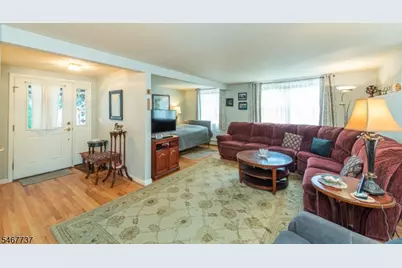 197 Lake Shore Dr, Parsippany, NJ 07034 - Photo 25