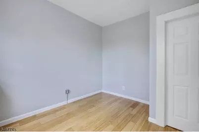 946 Mayor Gibson Blvd #7, Newark, NJ 07102 - Photo 11
