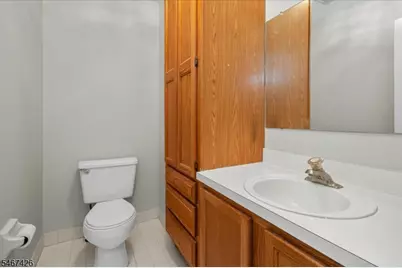 1802 Scarlett Dr, Washington Township, NJ 07840 - Photo 9