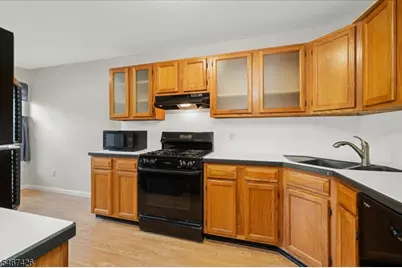 1802 Scarlett Dr, Washington Township, NJ 07840 - Photo 5
