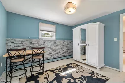 52 Crescent Rd, Wanaque, NJ 07465 - Photo 17