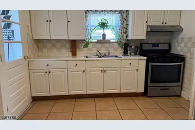 807 George St, Plainfield, NJ 07062 - Photo 5