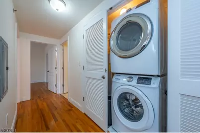 902 N 5th St #406, Newark, NJ 07107 - Photo 9