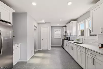 26 Crescent Ave, Newark, NJ 07112 - Photo 11