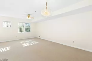 79 Park Edge, Berkeley Heights Township, NJ 07922 - Photo 9