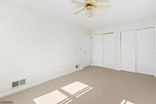 79 Park Edge, Berkeley Heights Township, NJ 07922 - Photo 11