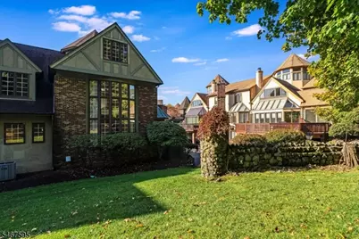 10 Kips Ridge C0010, Montclair Twp., NJ 07044 - Photo 47