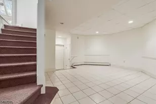 10 Kips Ridge C0010, Montclair Twp., NJ 07044 - Photo 37