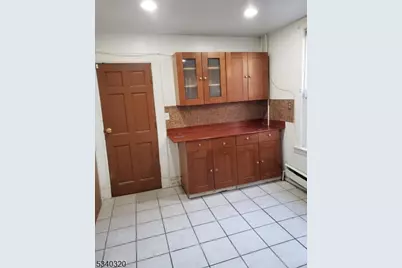 310 Aycrigg Ave, Passaic, NJ 07055 - Photo 17