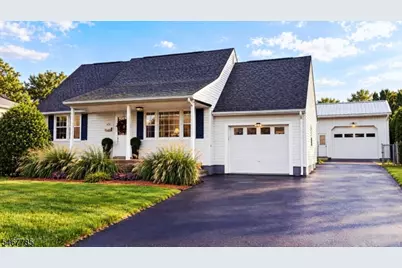 431 Sidorske Ave, Manville, NJ 08835 - Photo 1