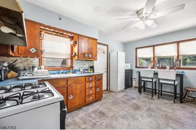552 Main St, Lodi, NJ 07644 - Photo 7