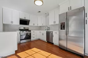 26 Mayflower Dr, Bernards Township, NJ 07920 - Photo 5