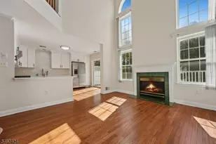 26 Mayflower Dr, Bernards Township, NJ 07920 - Photo 9
