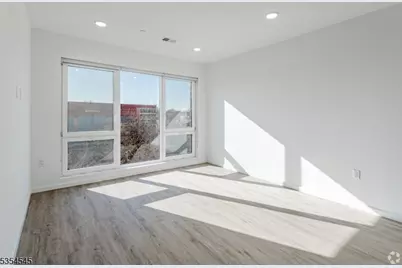 15-19 S. 13th St #303, Newark, NJ 07107 - Photo 3