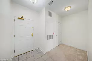 7212 Coventry Ct, Riverdale, NJ 07457 - Photo 11