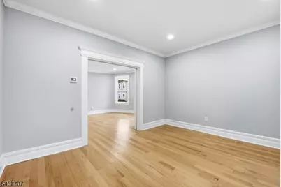 16 Munn St #1, Montclair, NJ 07042 - Photo 5