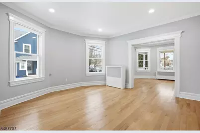 16 Munn St #1, Montclair, NJ 07042 - Photo 3