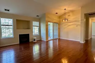 646 Honeybrook Cir, Lopatcong Township, NJ 08886 - Photo 7
