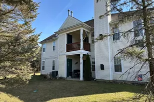 646 Honeybrook Cir, Lopatcong Township, NJ 08886 - Photo 1