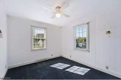 825 Hill St, Phillipsburg, NJ 08865 - Photo 15