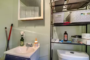 197 Weequahic Ave, Newark, NJ 07112 - Photo 9