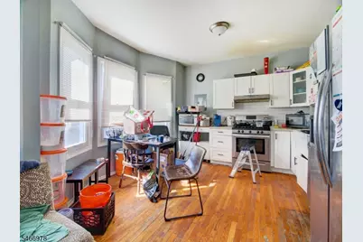 197 Weequahic Ave #2, Newark, NJ 07112 - Photo 13